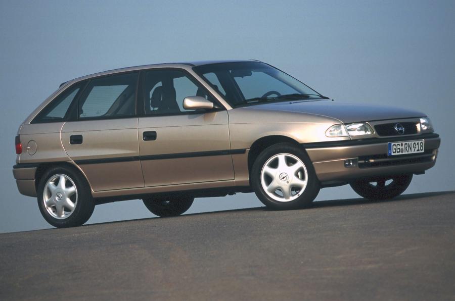 Opel Astra Style 5-Door (F) '1997